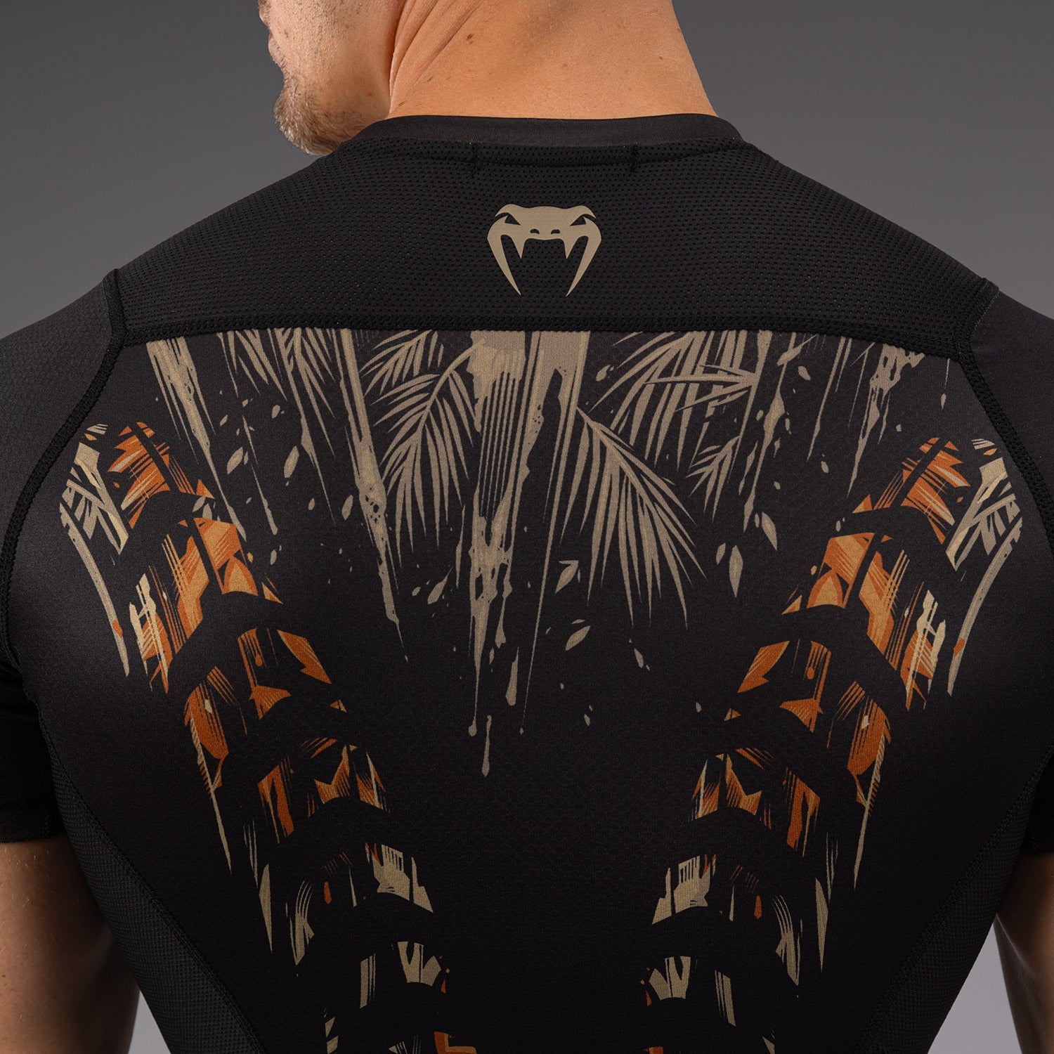 Rashguard à Manches Courtes Venum Tiger pour Hommes - Noir/Orange Néon