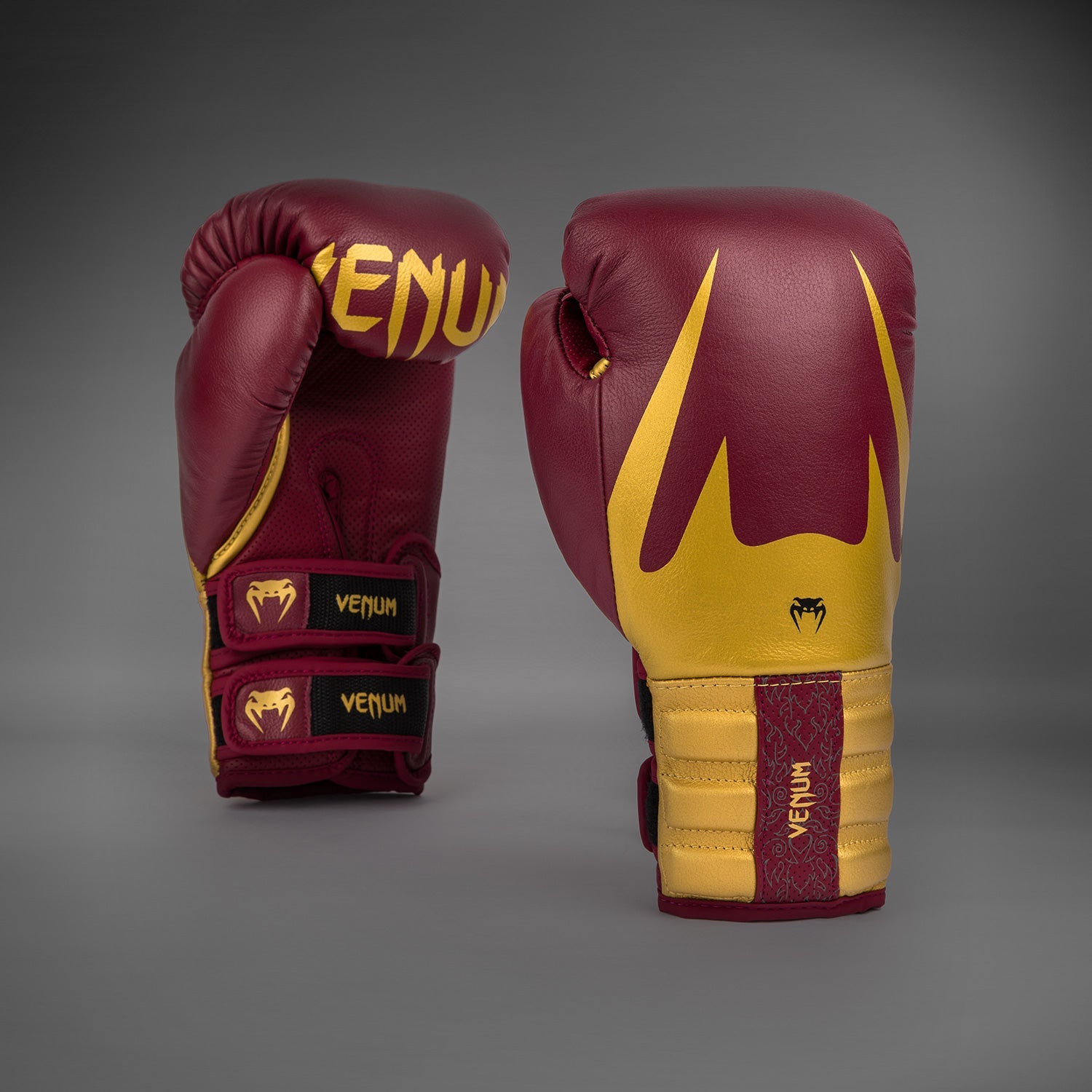 Gants de Boxe Venum Reverso - Rouge Cerise / Or