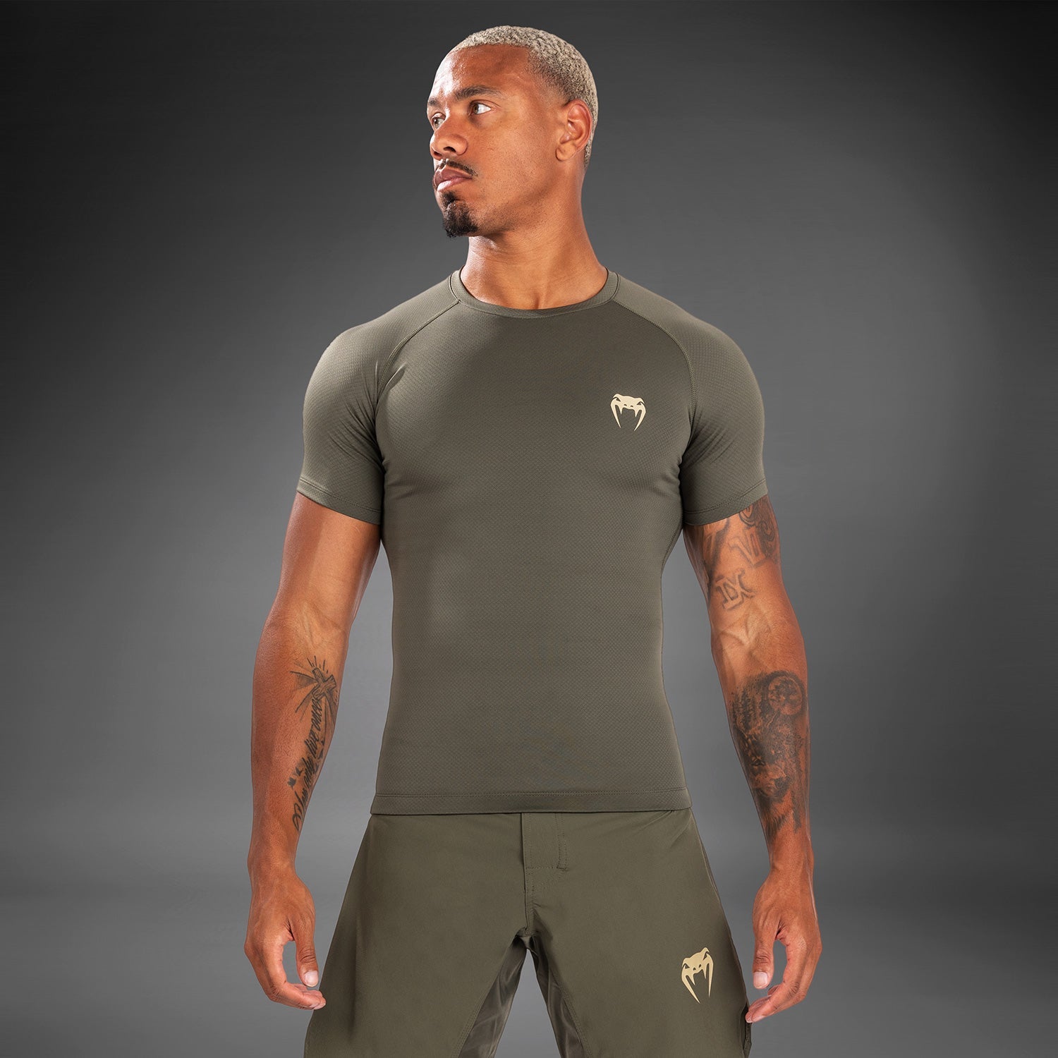 Rashguard à manches courtes pour hommes Venum Contender - Kaki