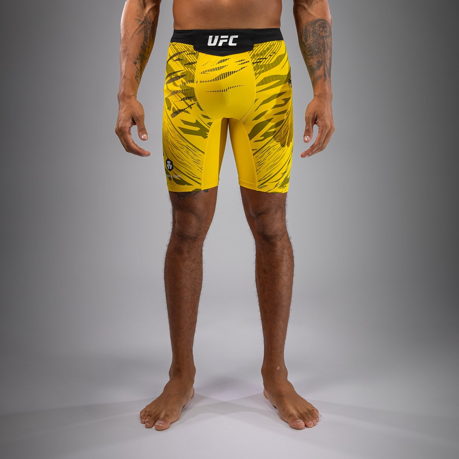 Shorts Vale Tudo pour Hommes UFC Fusion by Venum Personnalisé Authentic Fight Night - Jaune