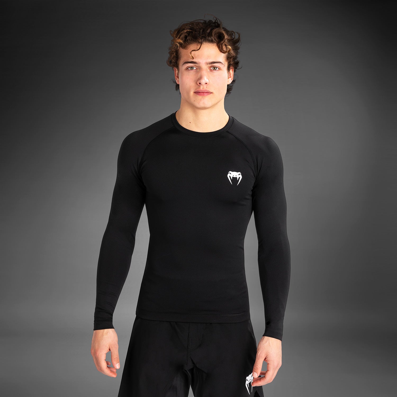 Rashguard à manches longues pour hommes Venum Contender - Noir/Blanc