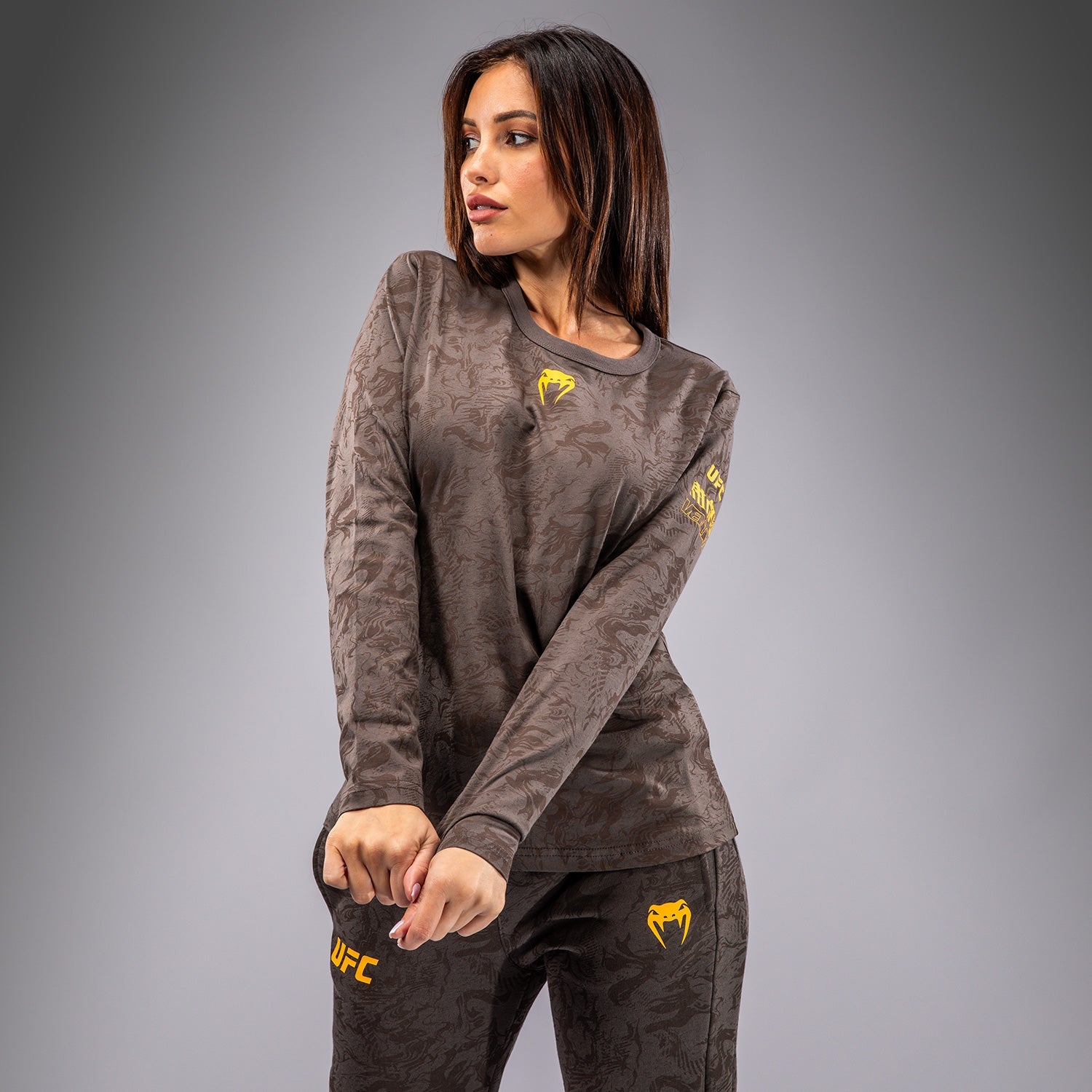 T-shirt en Coton à Manches Longues pour Femmes UFC Fusion by Venum Fight Week - Marron Terrestre