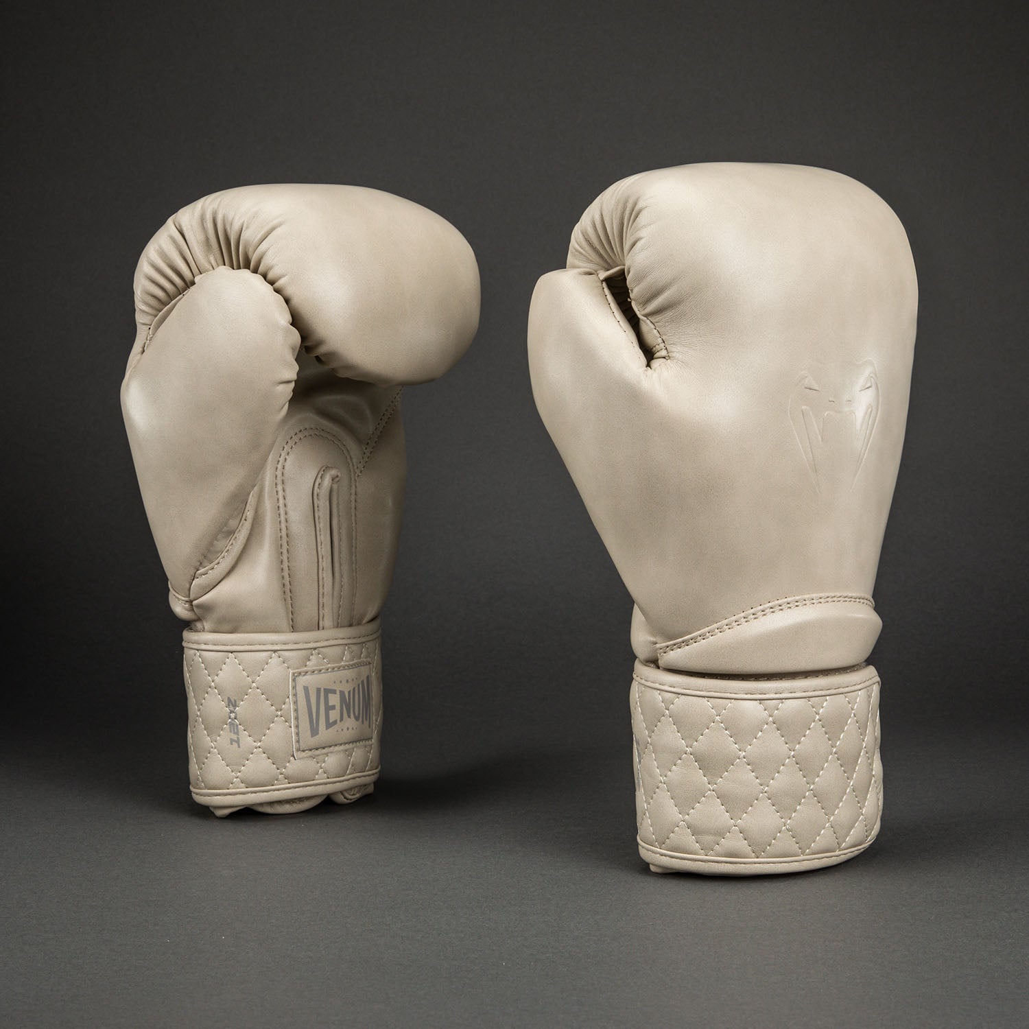 Gants de Boxe Venum Impact Classic - Ivoire