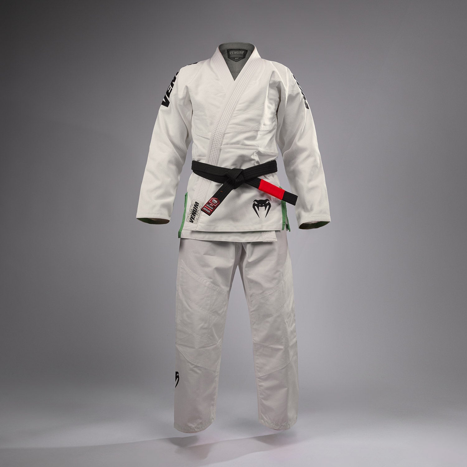 Kimono de JJB Venum Challenger XT - Blanc cassé