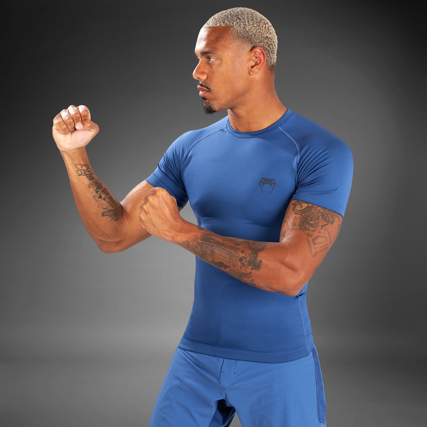 Rashguard à manches courtes pour hommes Venum Contender - Bleu