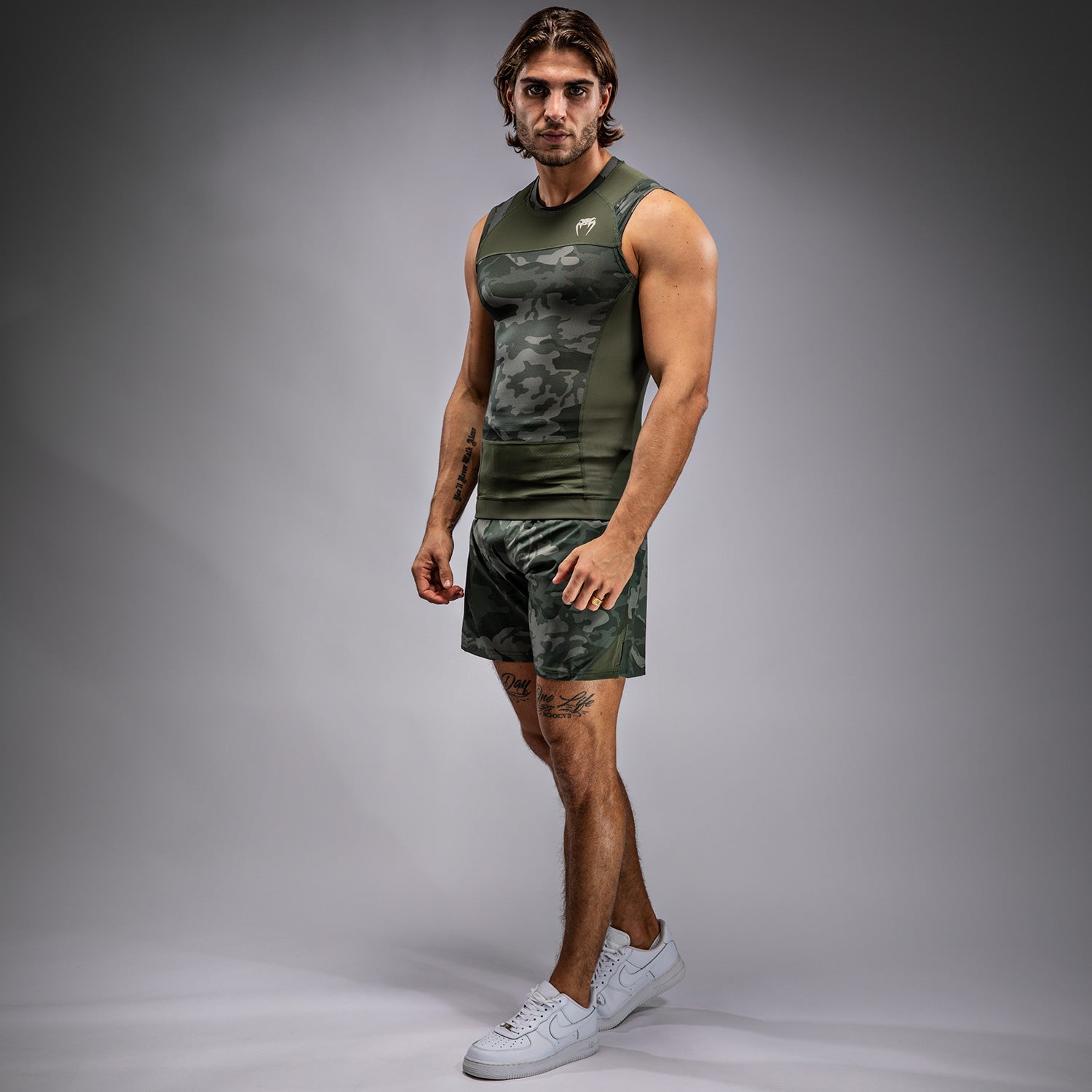 Rashguard sans Manches Venum G-Fit Air pour Hommes - Camo Militaire