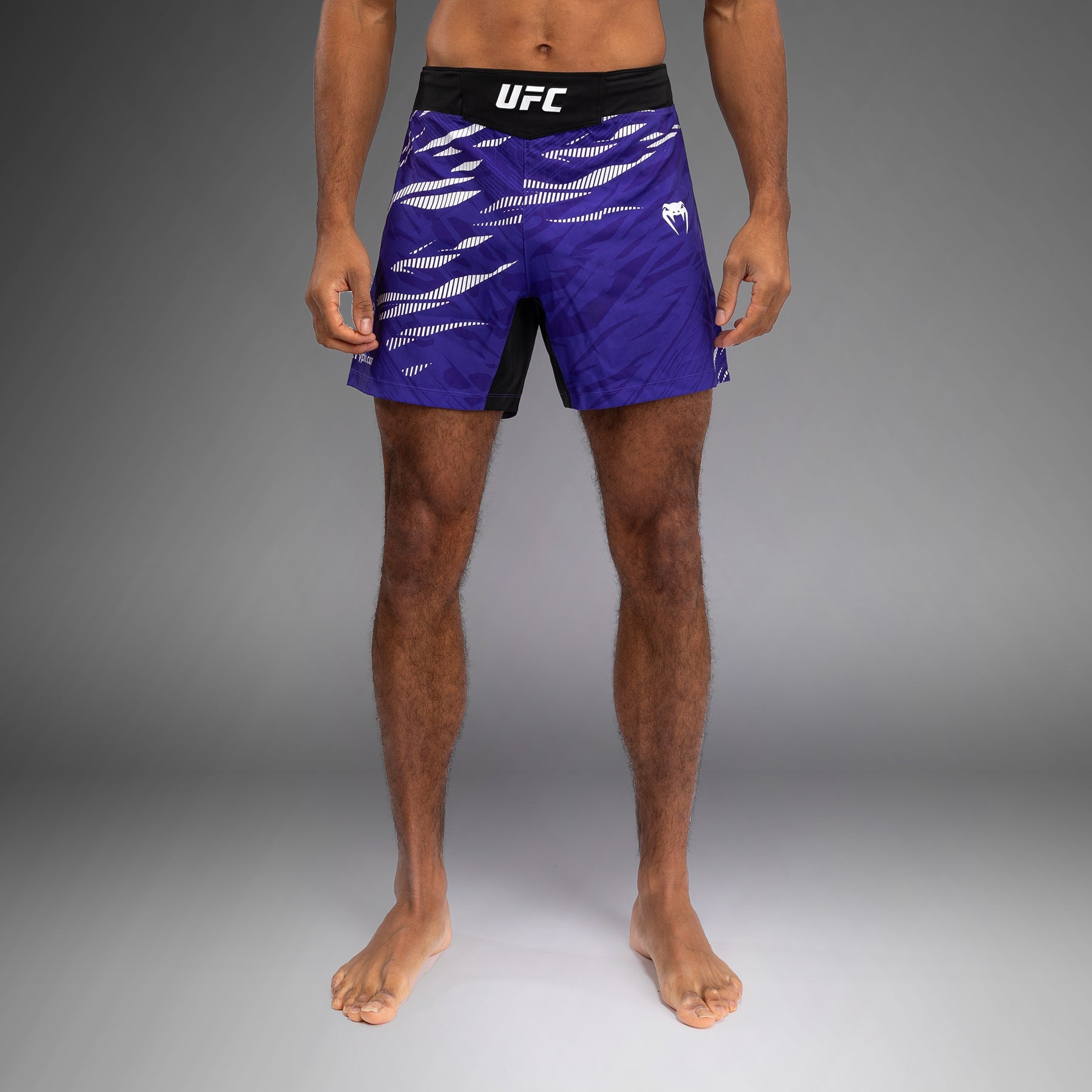Short de Combat pour Hommes UFC Fusion by Venum Authentic Fight Night - Coupe Courte - Violet