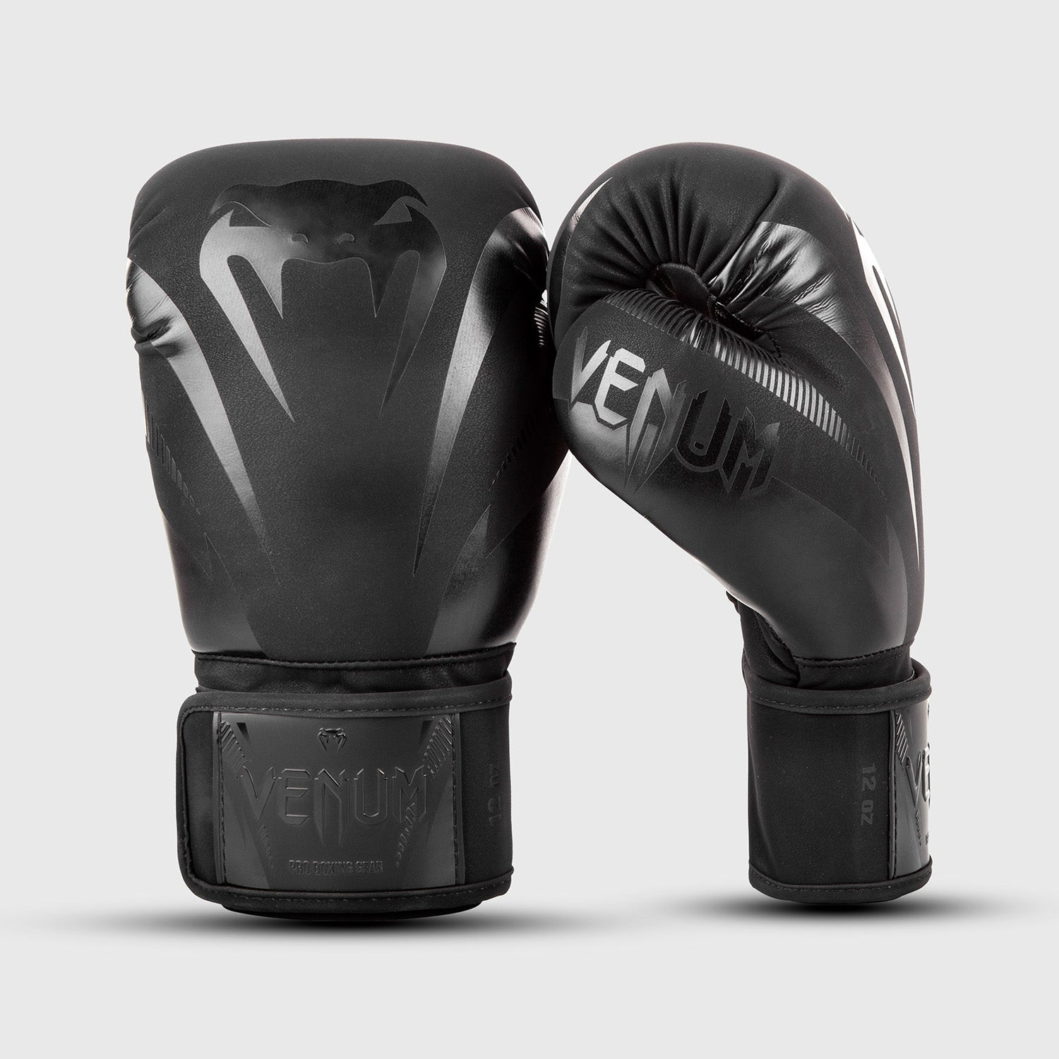 Gants de boxe Venum Impact – Noir/Noir