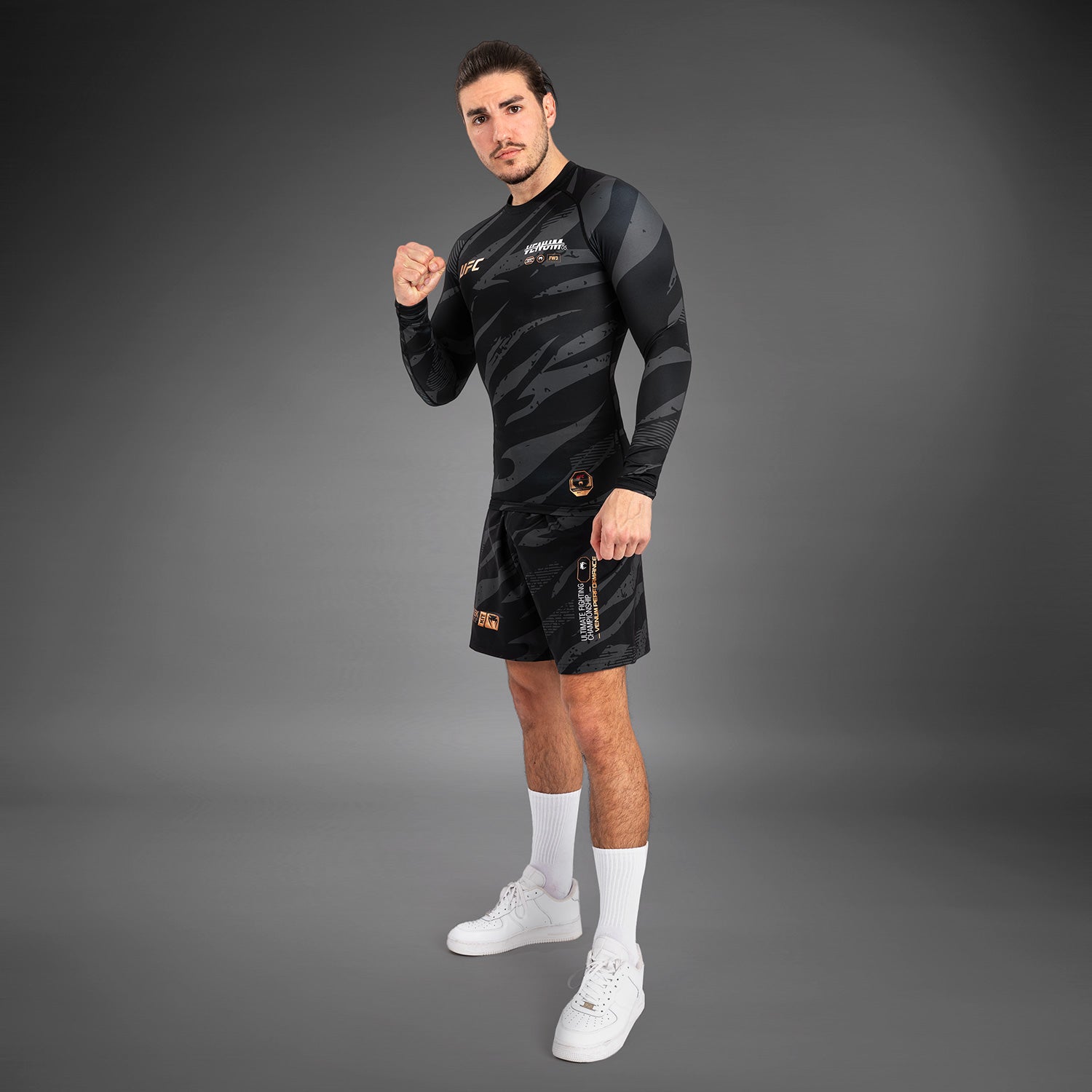 Rashguard À Manches Longues UFC Adrenaline by Venum Fight Week Performance - Urban Camo