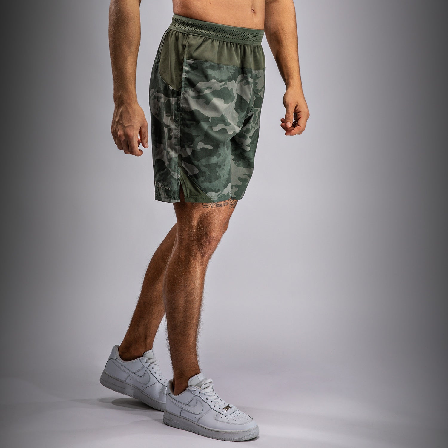 Short d'entraînement Venum G-Fit Air pour Hommes - Camo Militaire