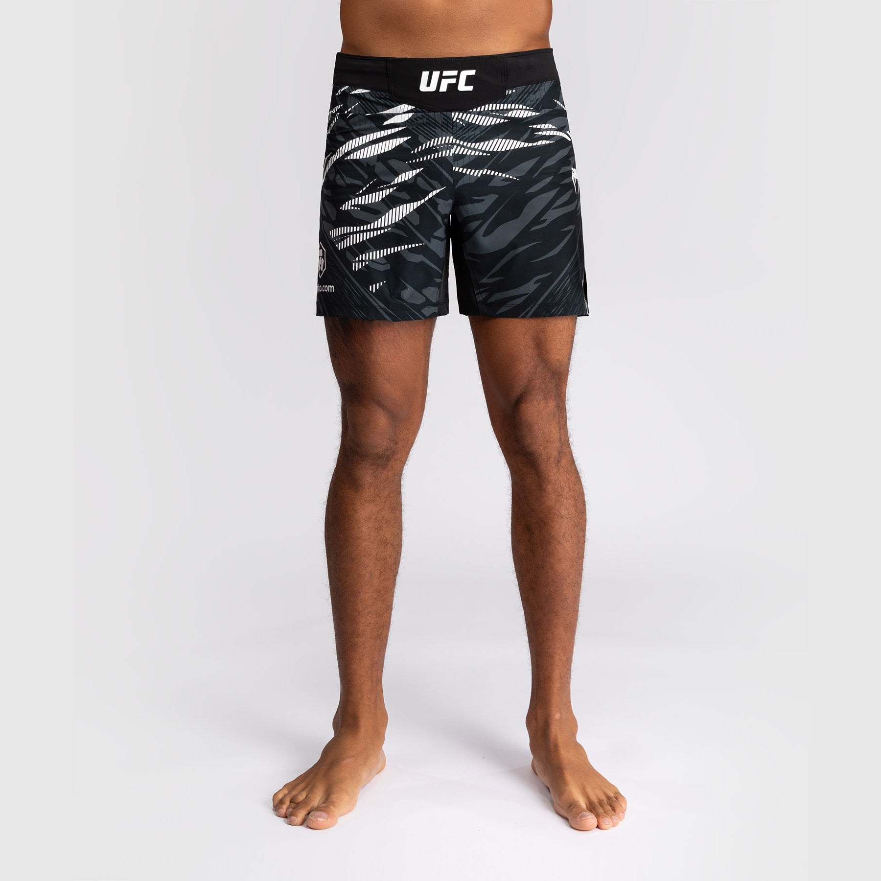 Shorts de Combat pour Hommes UFC Fusion by Venum Personnalisé Authentic Fight Night - Coupe Courte - Noir