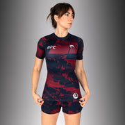 Rashguard manches courtes Performance Femme UFC Zenith by Venum Authentic Fight Week - Bleu marine/Bordeaux/Argent