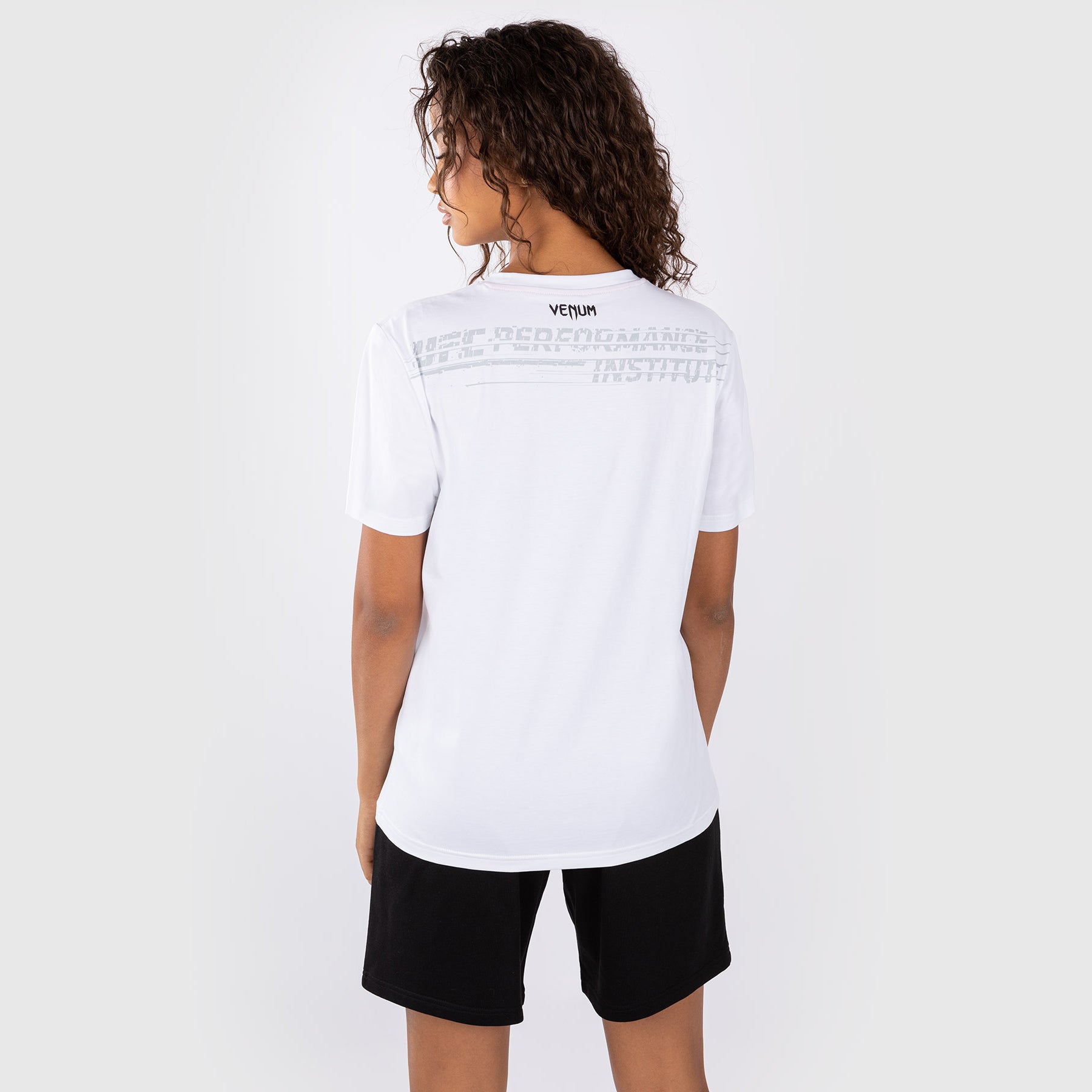 T-Shirt Femme UFC Performance Institute 2.0 - Blanc