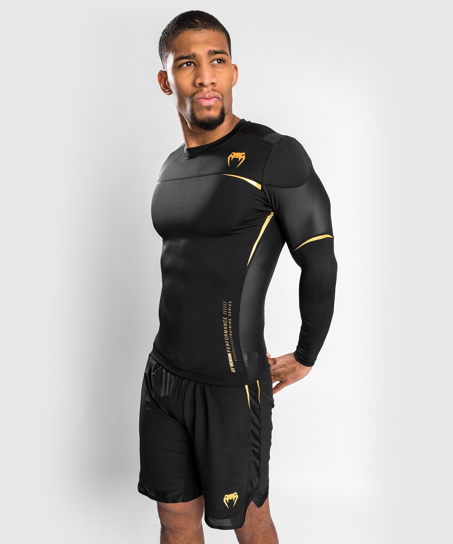 T-Shirt de compression Manches Longues Venum Tempest 2.0 – Noir/Or