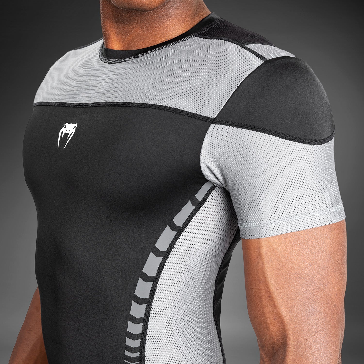 Rashguard À Manches Courtes pour Hommes Venum Tempest - Noir/Gris