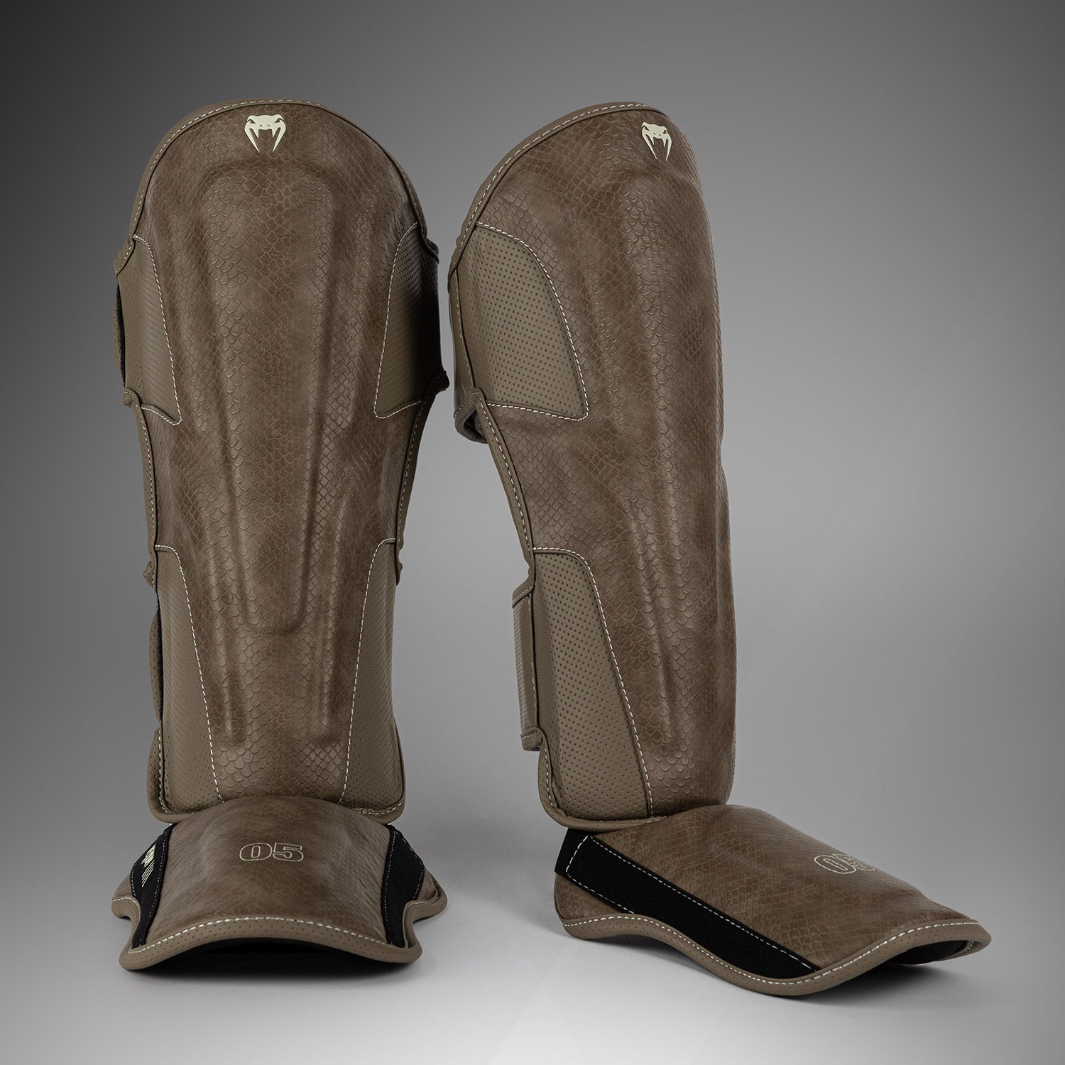 Protège-tibias Venum Impact Evo Scales – Marron