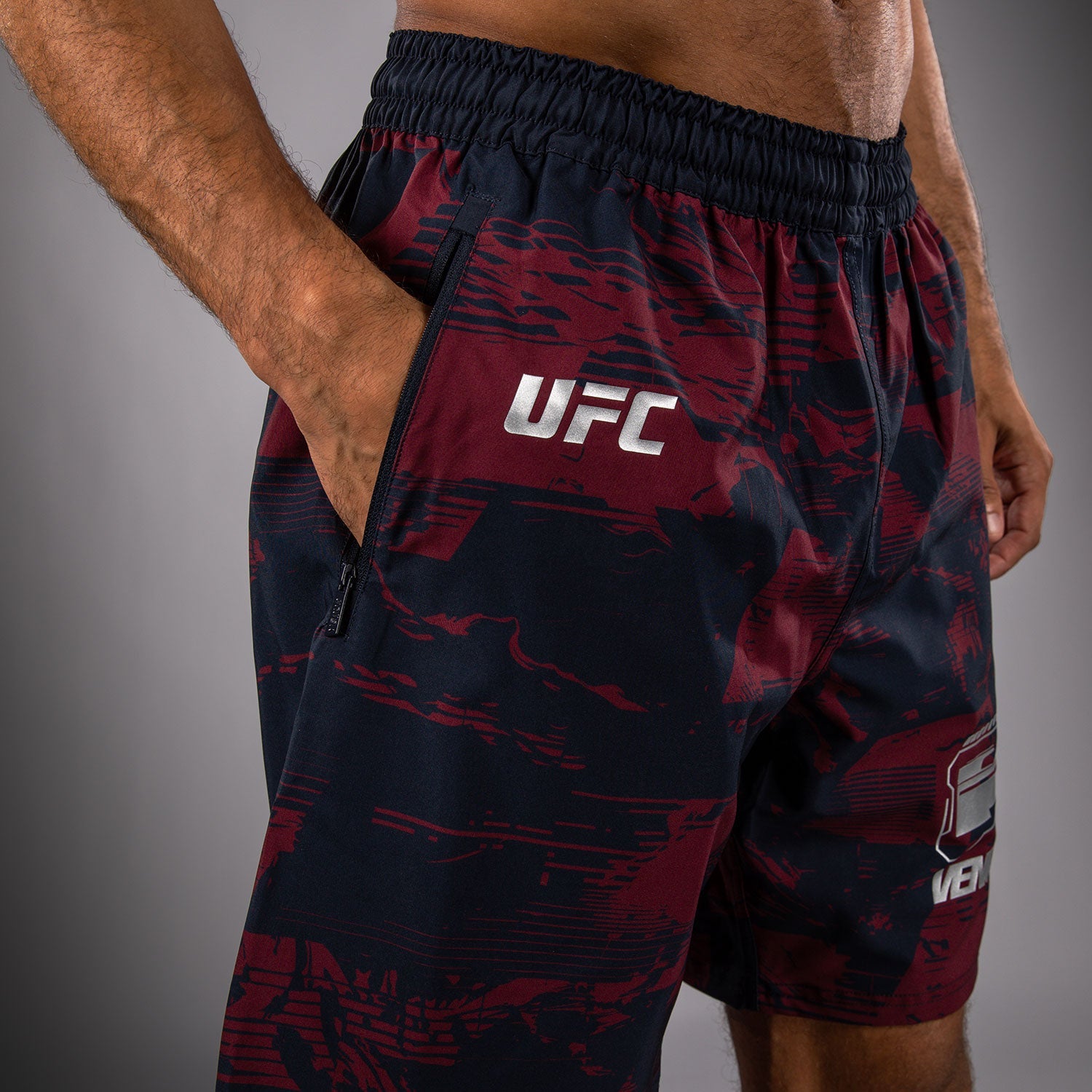 Short Performance Homme UFC Zenith by Venum Authentic Fight Week - Bleu marine/Bordeaux/Argent