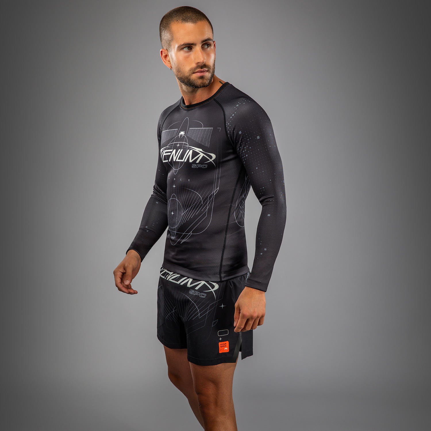 Rashguard Manches Longues Venum Eclipse – Noir/Ivoire