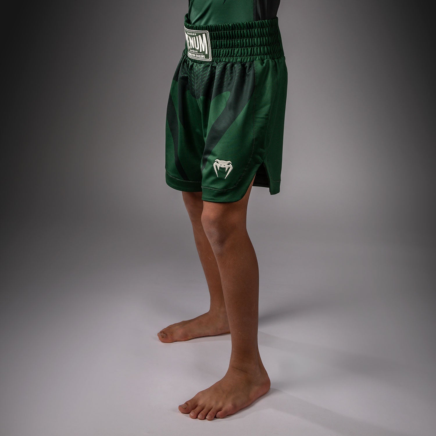Short de Boxe Enfant Venum Attack - Vert Forêt/Blanc Cassé
