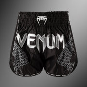 Short de Muay Thai Venum Nexus – Noir/Argent
