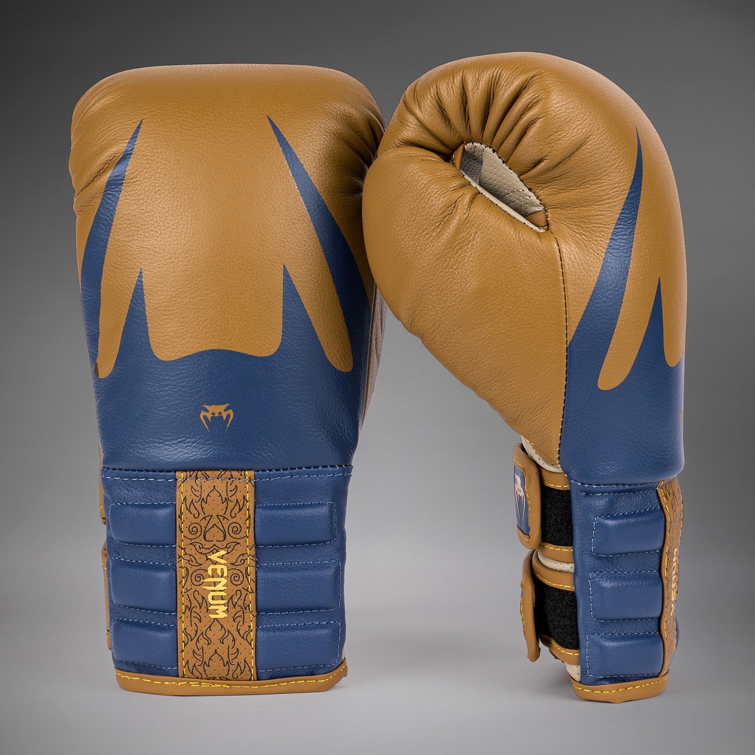 Gants de boxe Venum Reverso - Camel / Bleu Royal
