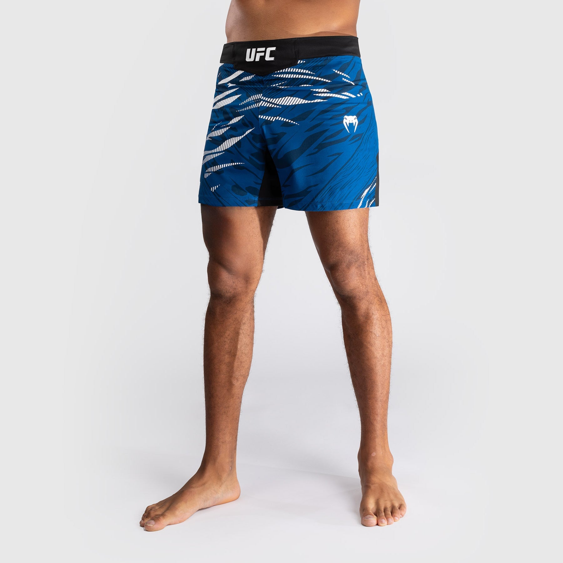 Shorts de Combat pour Hommes UFC Fusion by Venum Authentic Fight Night - Coupe Courte - Bleu