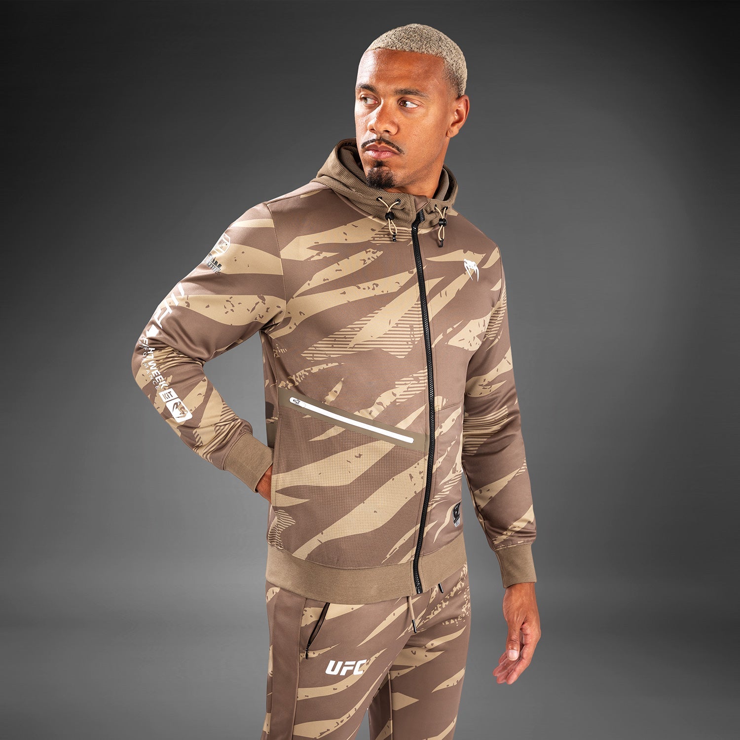 Veste À Capuche Zippé pour Hommes UFC Adrenaline by Venum Fight Week - Desert Camo